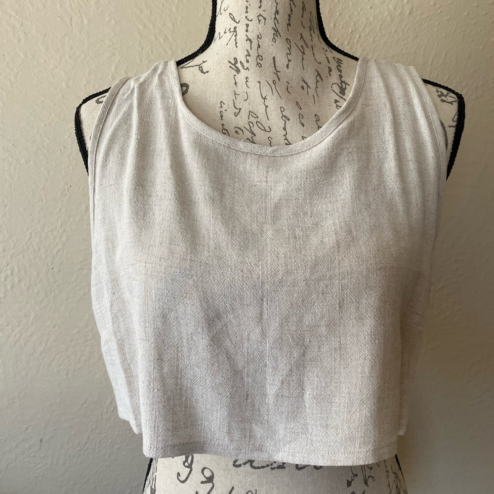 Linen cropped top open back